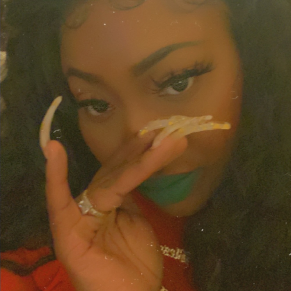 Meet your Posher, Sade